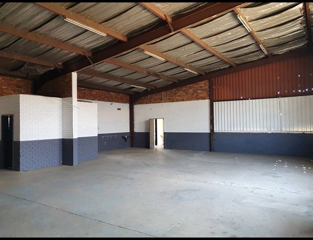 250M² WAREHOUSE TO LET IN ALRODE SOUTH